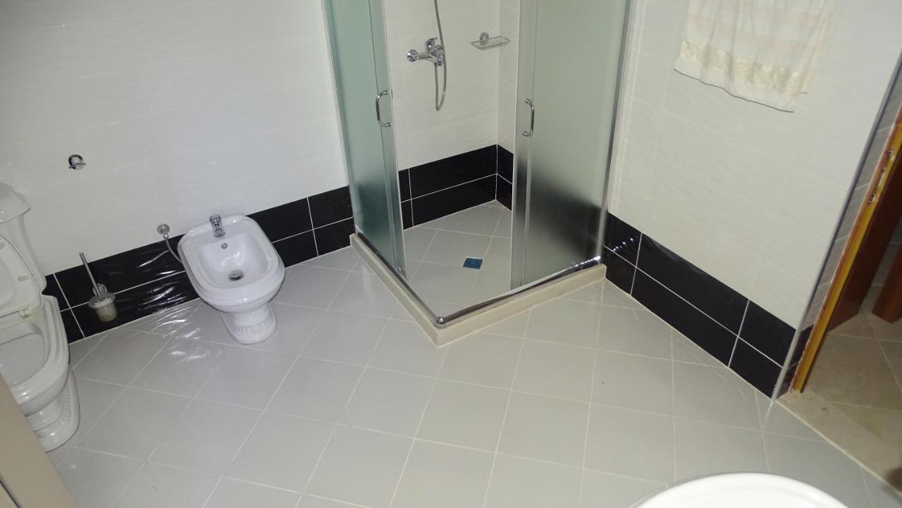 Guesthouse Hlias Gloria بيرات المظهر الخارجي الصورة